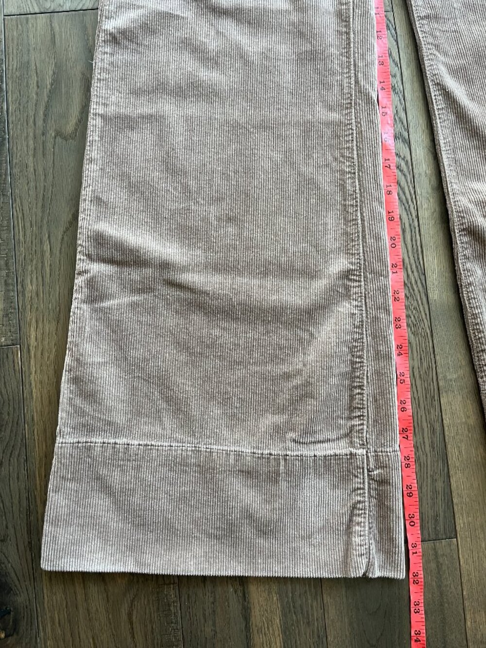 Pilcro Rylan Corduroy High Rise Flare Jeans Warm Grey Brown Size 28 - Picture 8 of 8